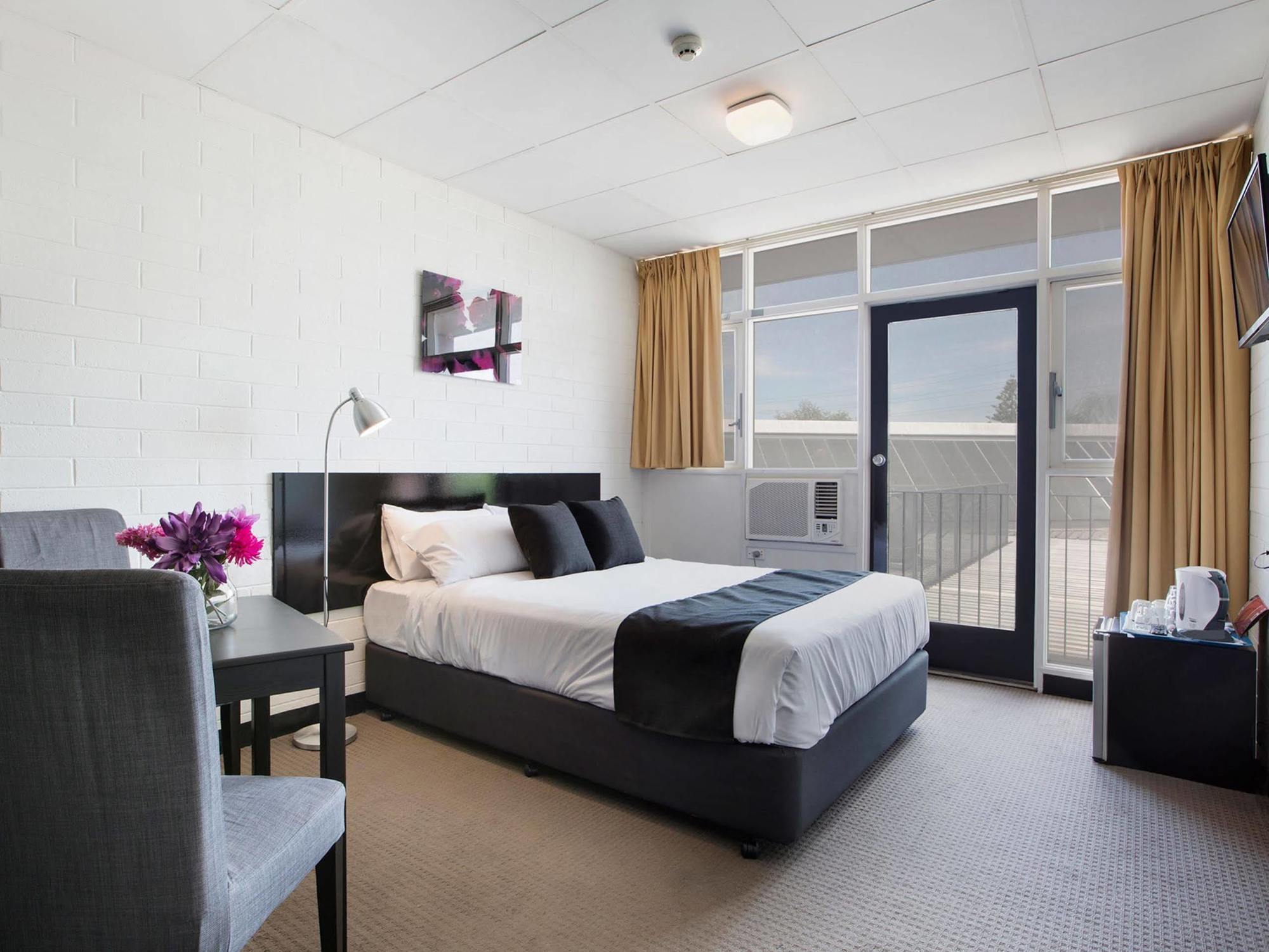 Nightcap at Findon Hotel Adelaide Buitenkant foto